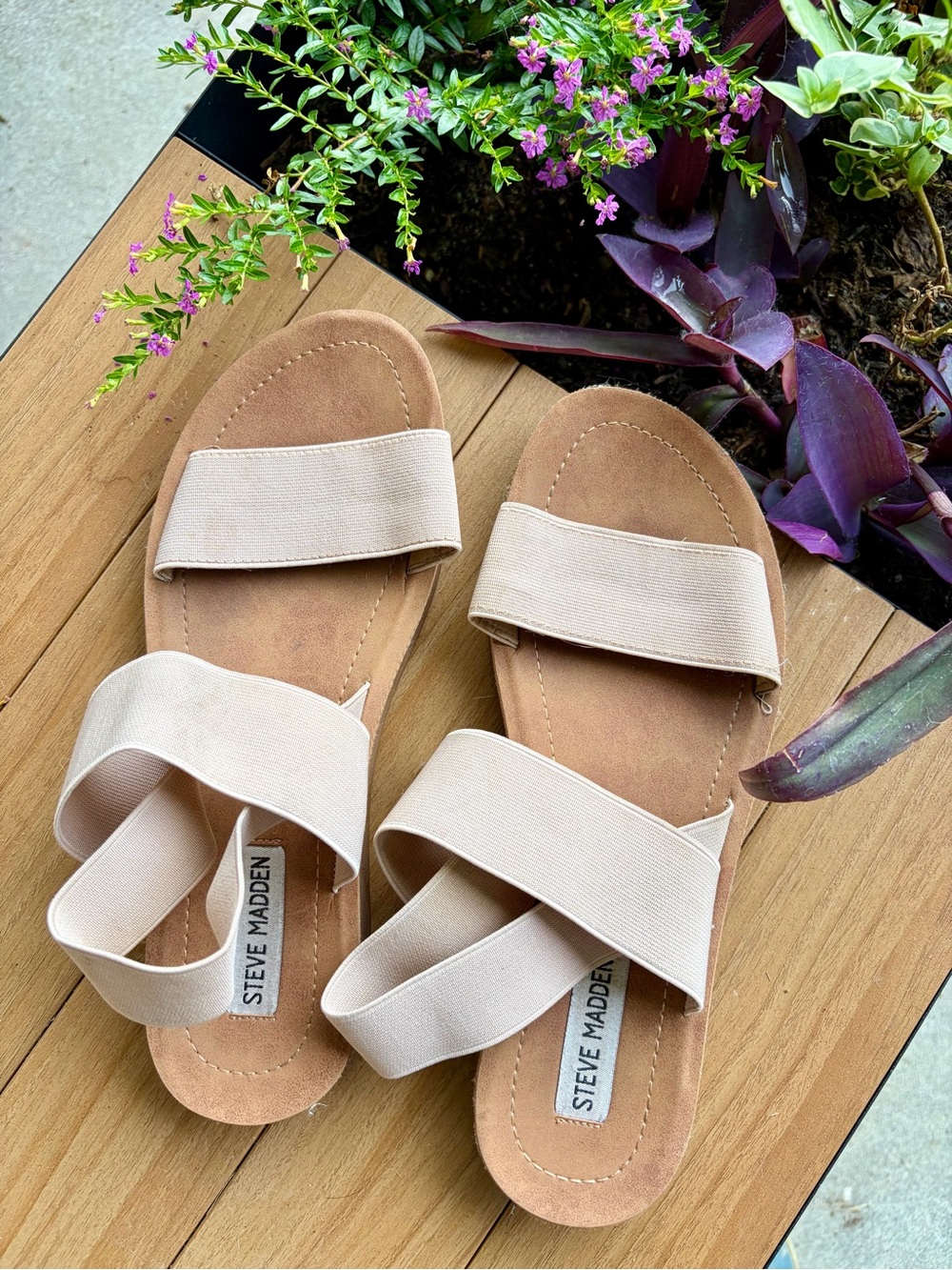 Steve Madden Neutral Beige Elastic Crossover Sandals